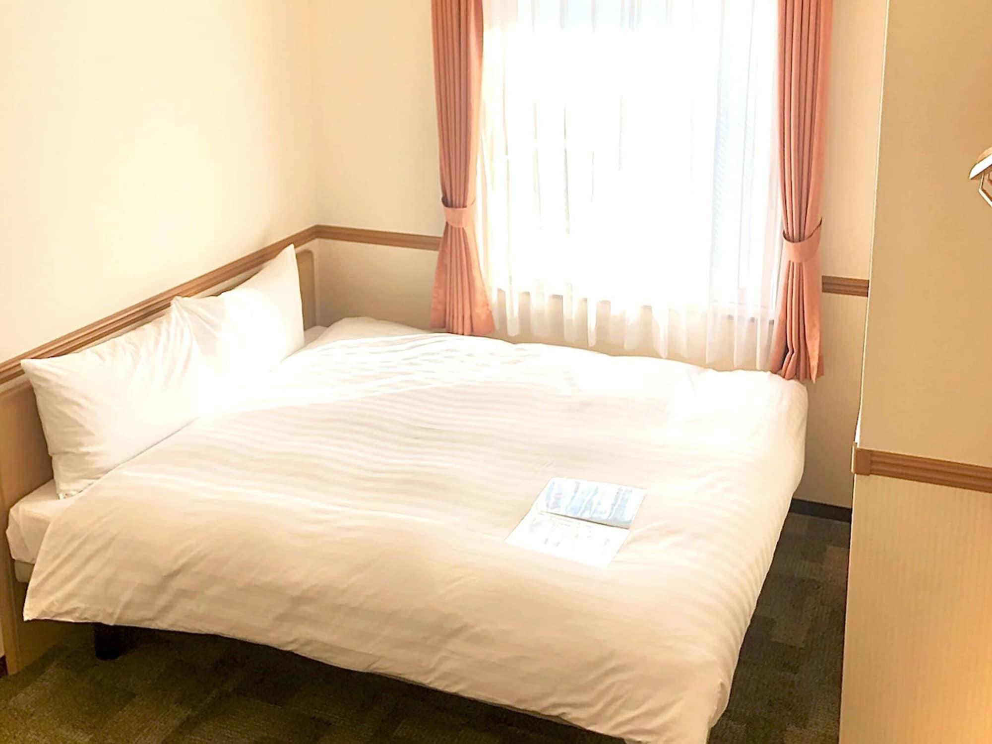 Toyoko Inn Osaka Sakai-Higashi-Eki Сакаи Екстериор снимка