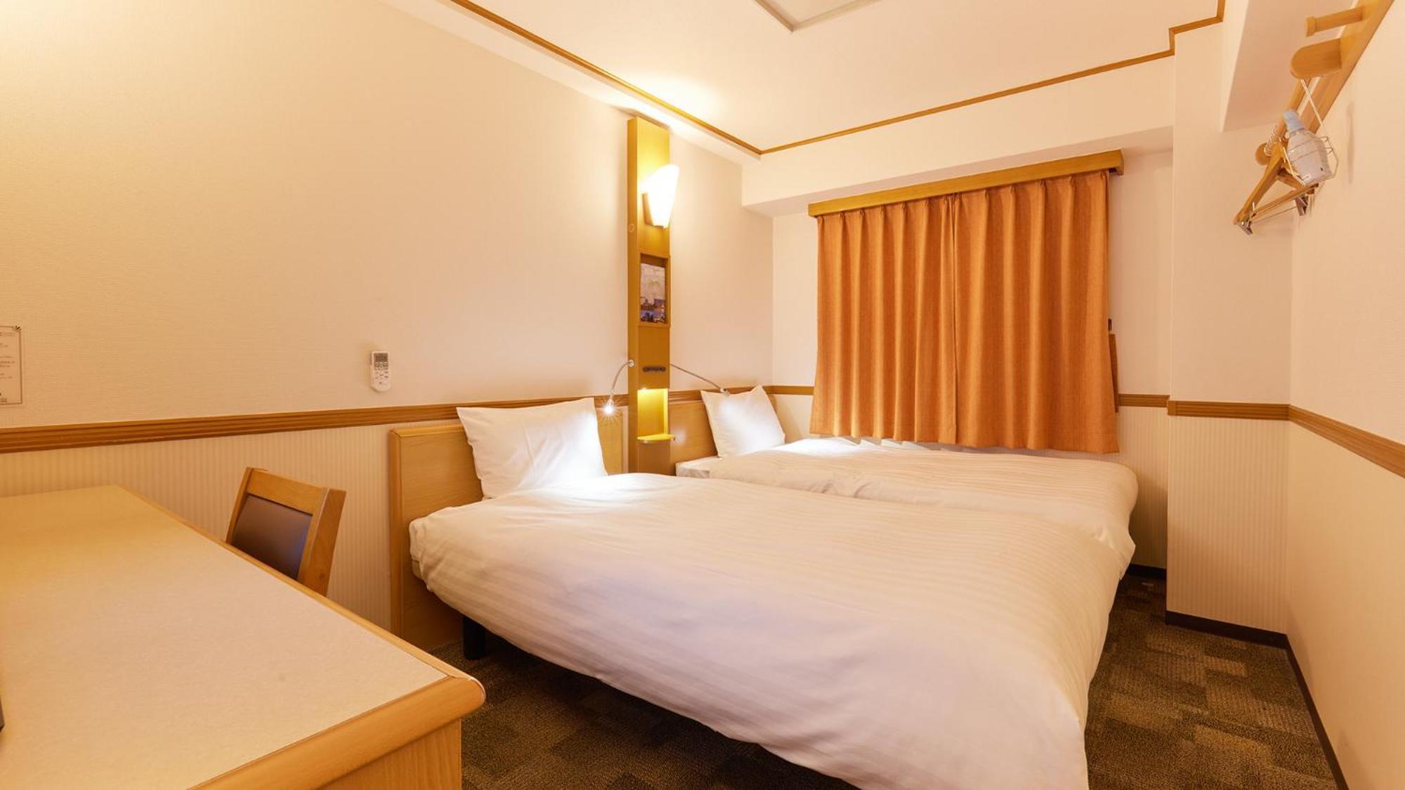 Toyoko Inn Osaka Sakai-Higashi-Eki Сакаи Стая снимка